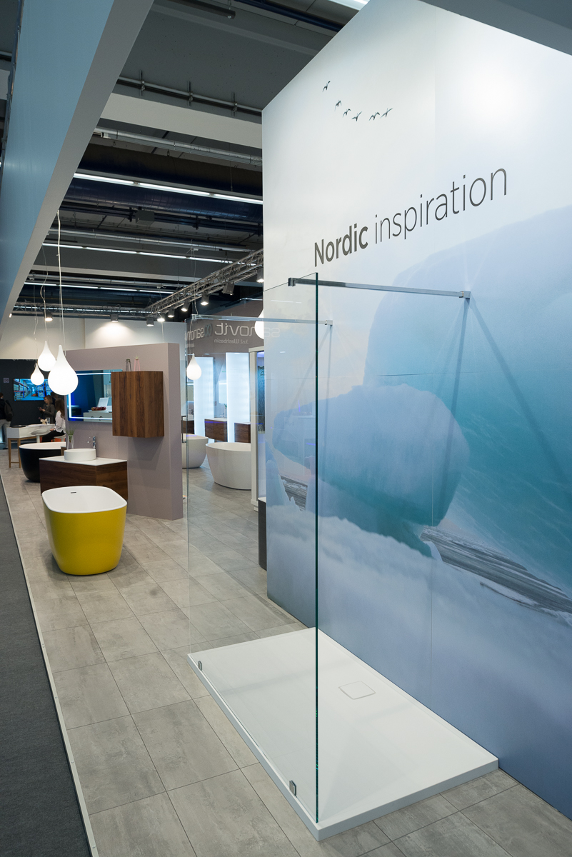 Concept 12 walk in dušisein