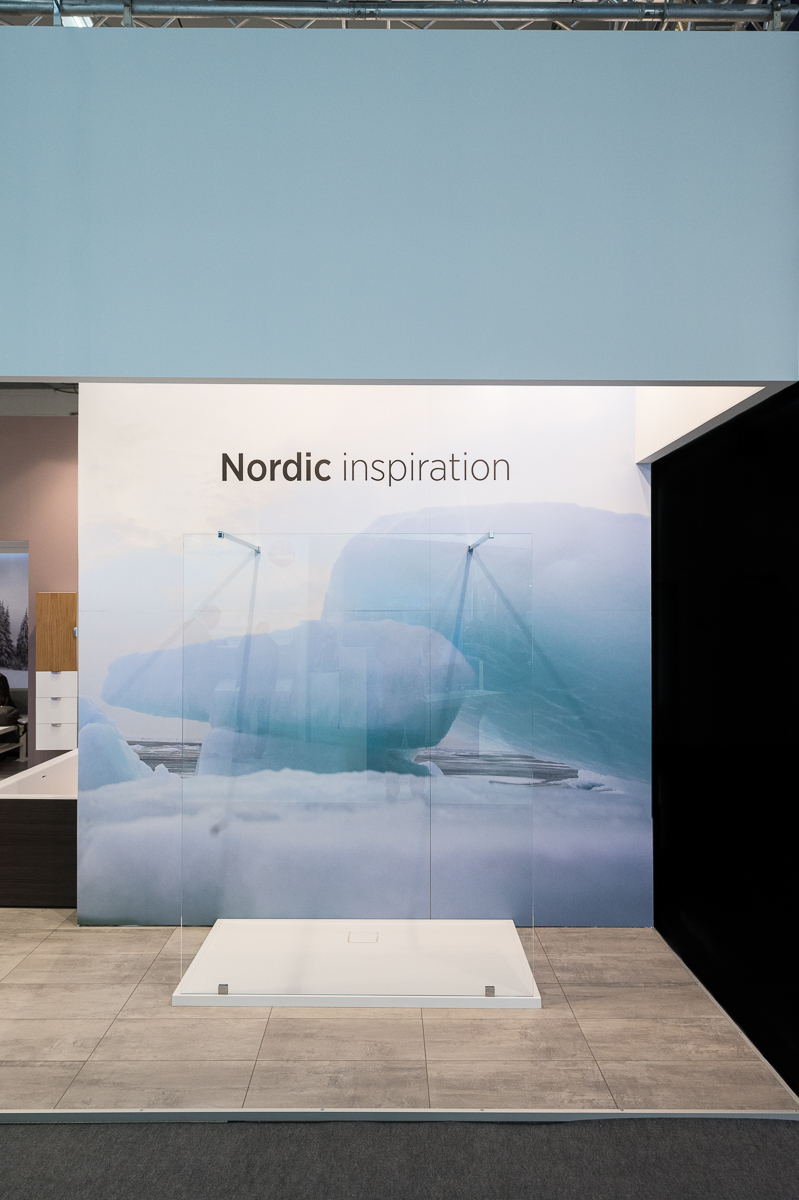 Concept 12 walk in dušisein