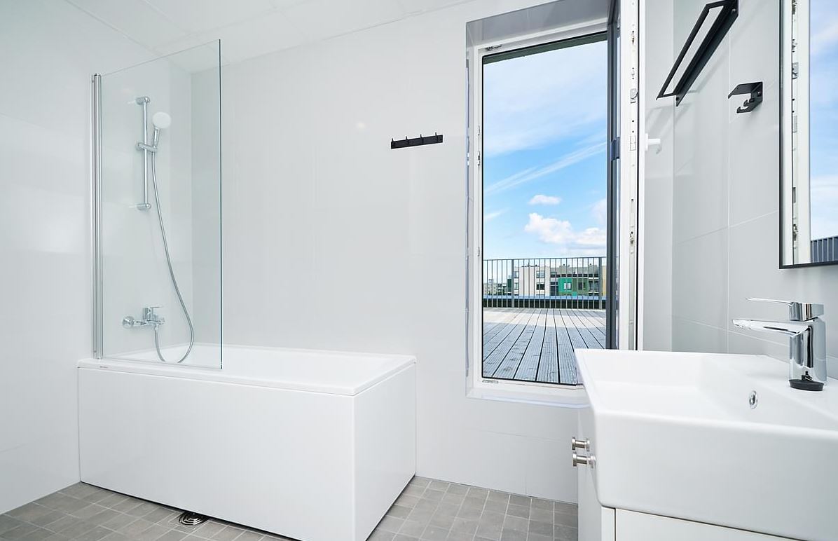 Forma sirgjooneline akrüülvann