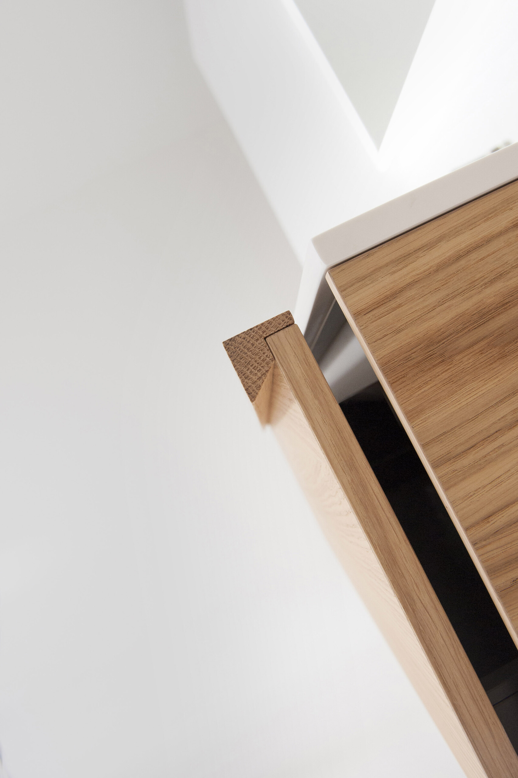 Carre vannitoamööbel